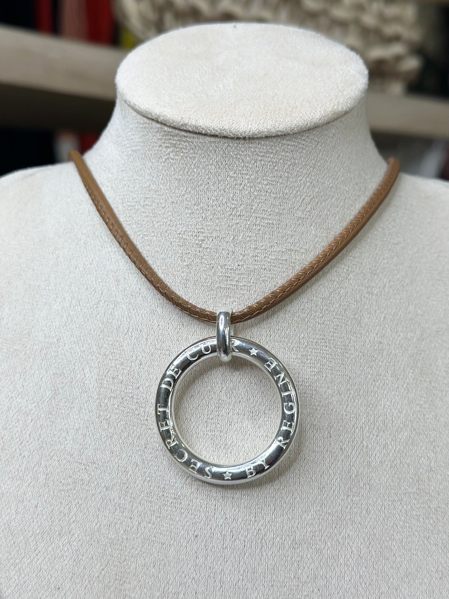 Collier Renaud