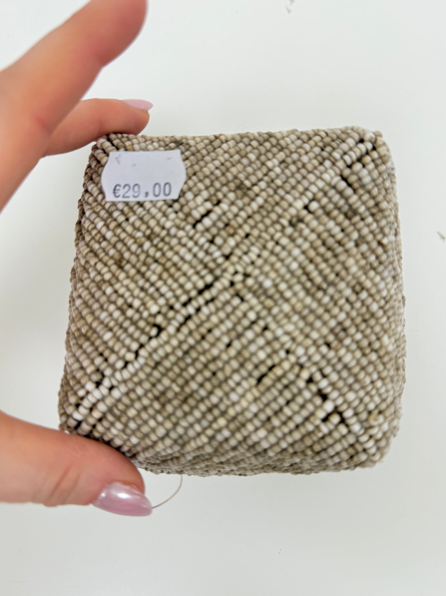 Boîte perlée beige Taille S