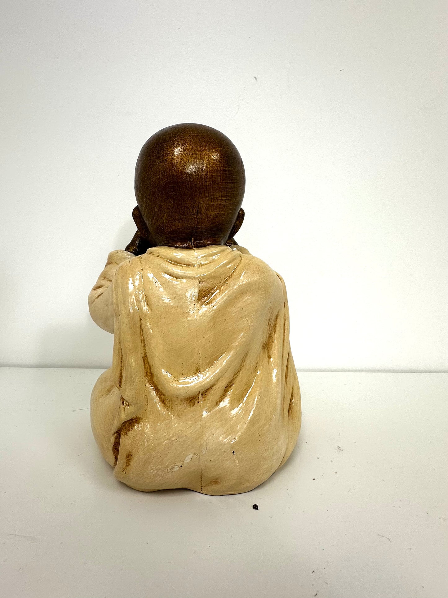 Statue moine “Main sur les yeux”