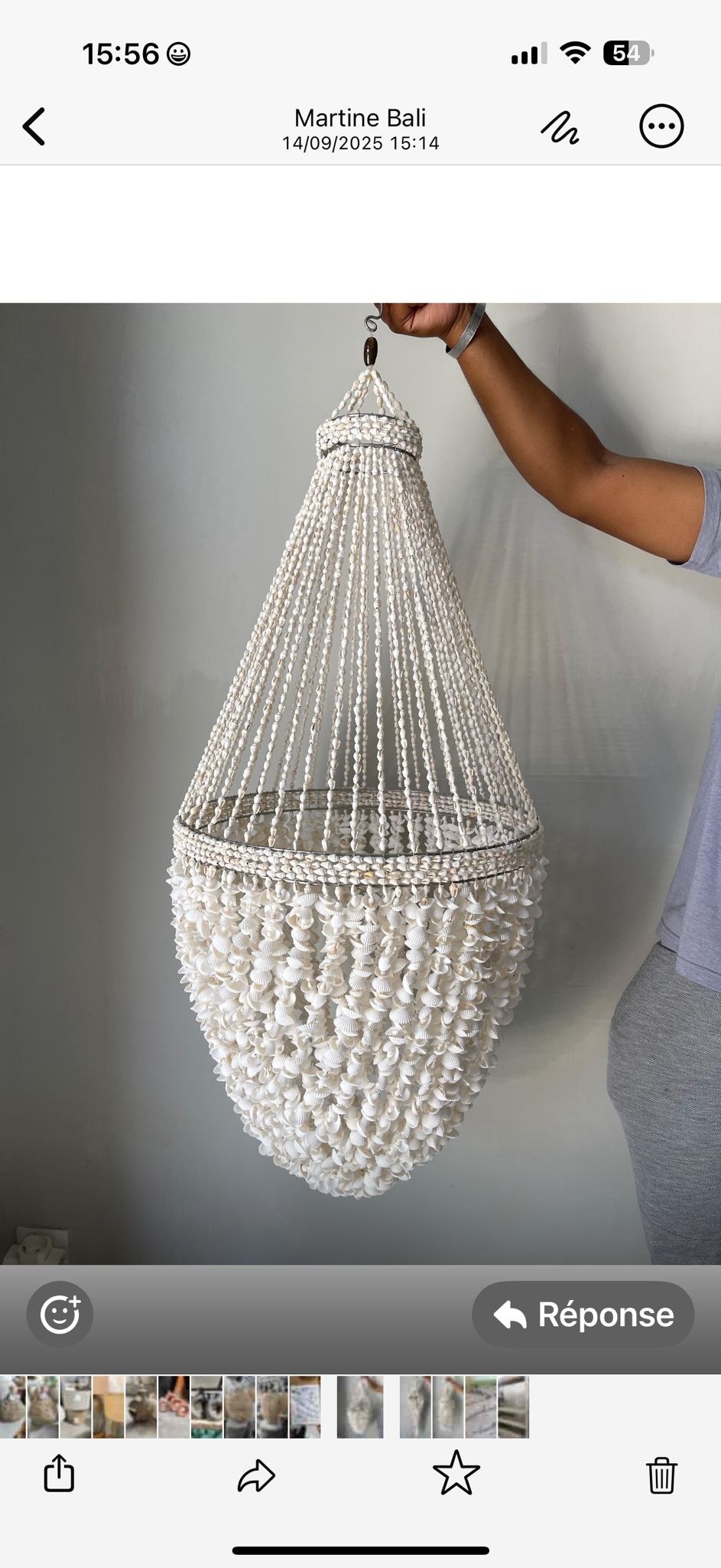 Suspension en coquillages Bali – Panier perlé