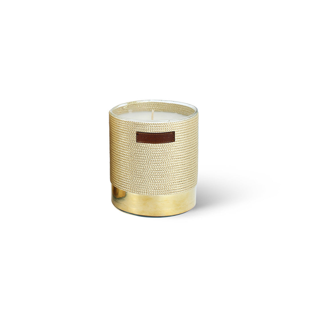 S : D7.5H9 cm
Senteur Foret de Sapin
Durée 60 heures
Diamètre 7 cm
Mèches