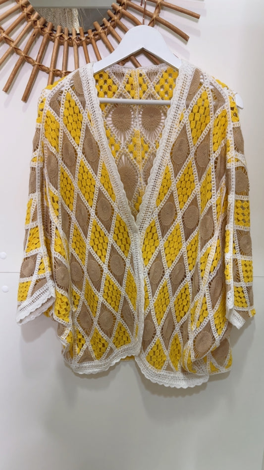 Gilet crochet camel blanc Jaune