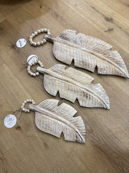Feuille murale sculptée en bois 60 cm – finition naturelle patinée
