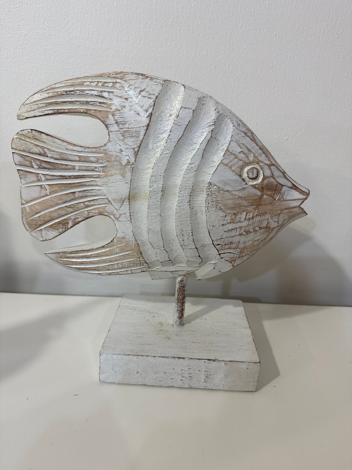 Poisson décoratif en bois sculpté – Petit modèle