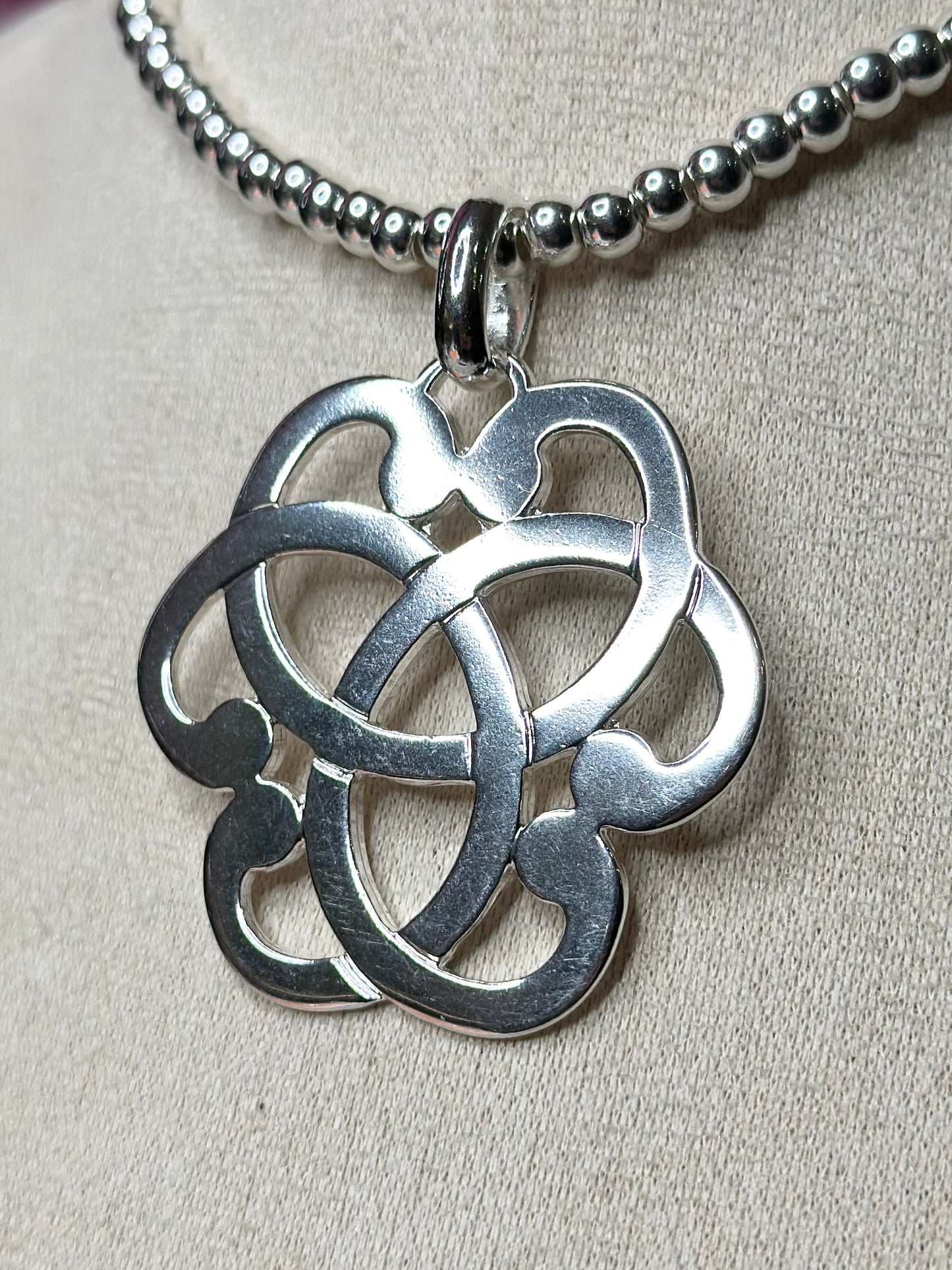 Collier Charline