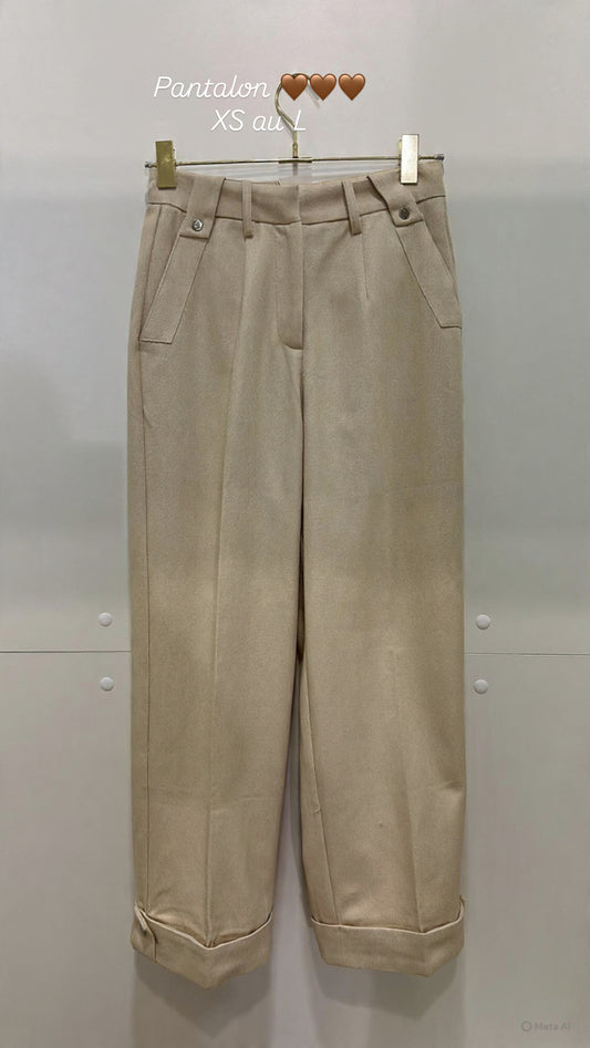 Pantalon mom fit bouton passant Beige