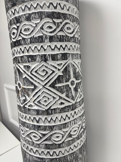 Vase en suar sculpté Timor 80 cm Noir