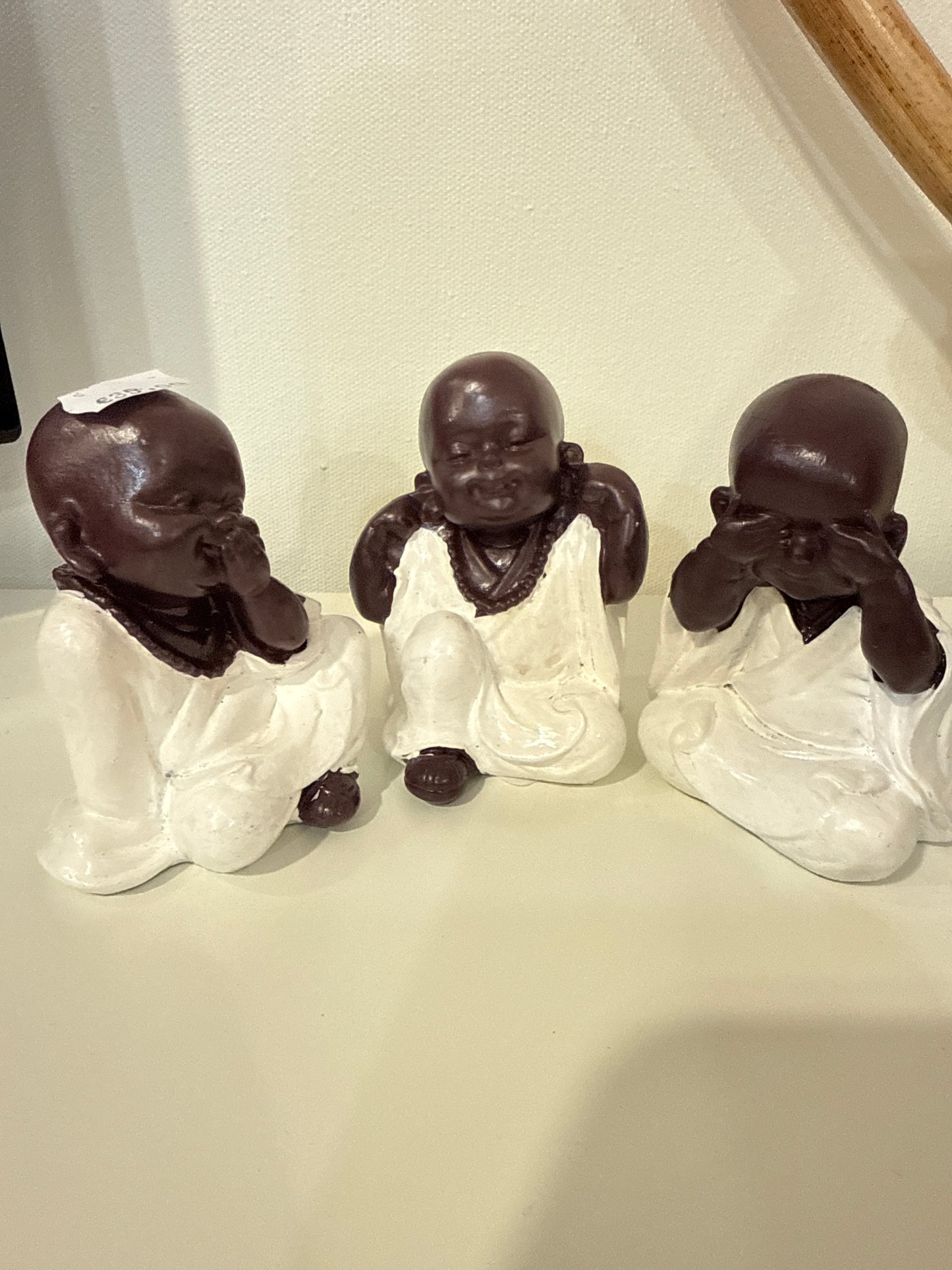 Moine résine trio 10 cm marron/blanc