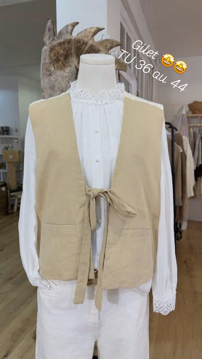 Gilet double face dos broderie fleur beige devant Beige