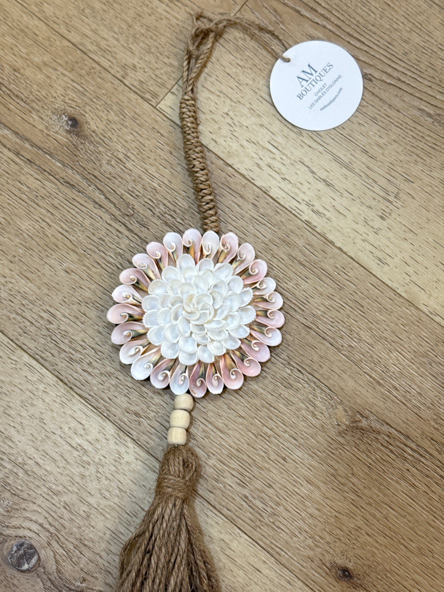 Suspensieur Rond coquillage blanc rose