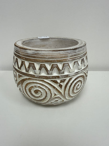 Pot décoratif sculpté en bois S