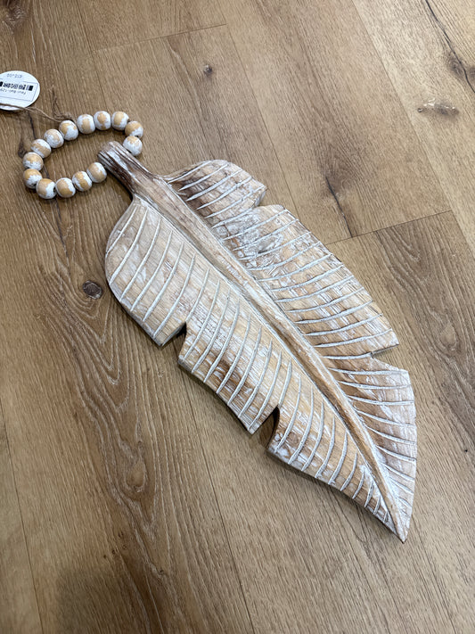 Feuille murale sculptée en bois 60 cm – finition naturelle patinée