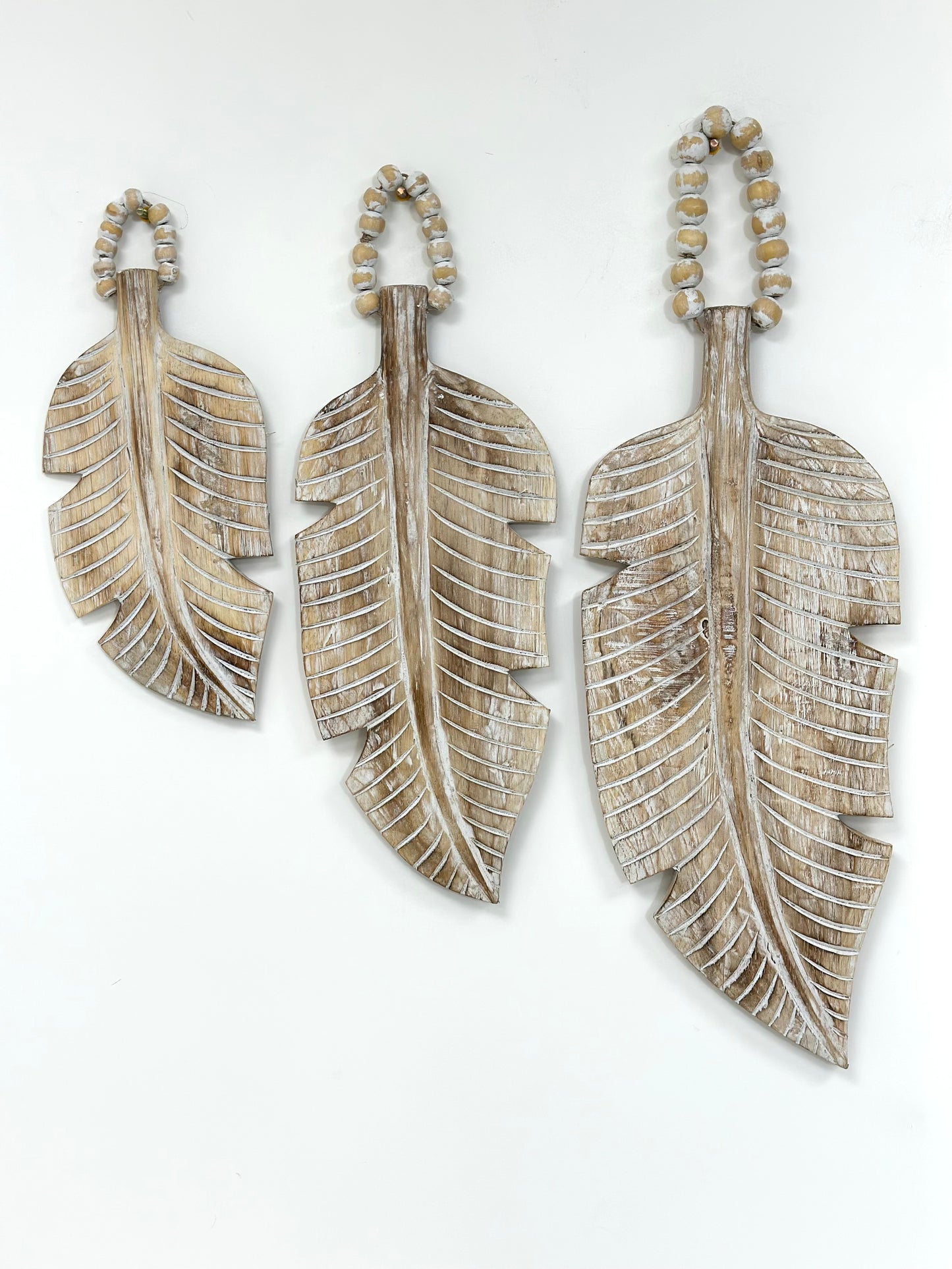 Feuille murale sculptée en bois 50 cm – finition naturelle patinée
