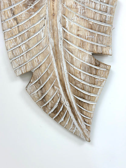 Feuille murale sculptée en bois 60 cm – finition naturelle patinée