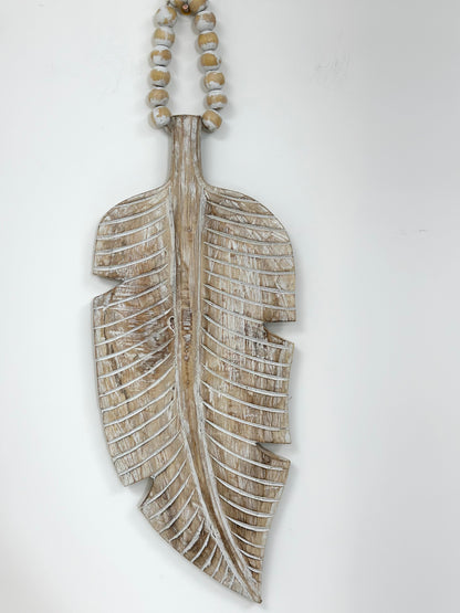 Feuille murale sculptée en bois 60 cm – finition naturelle patinée