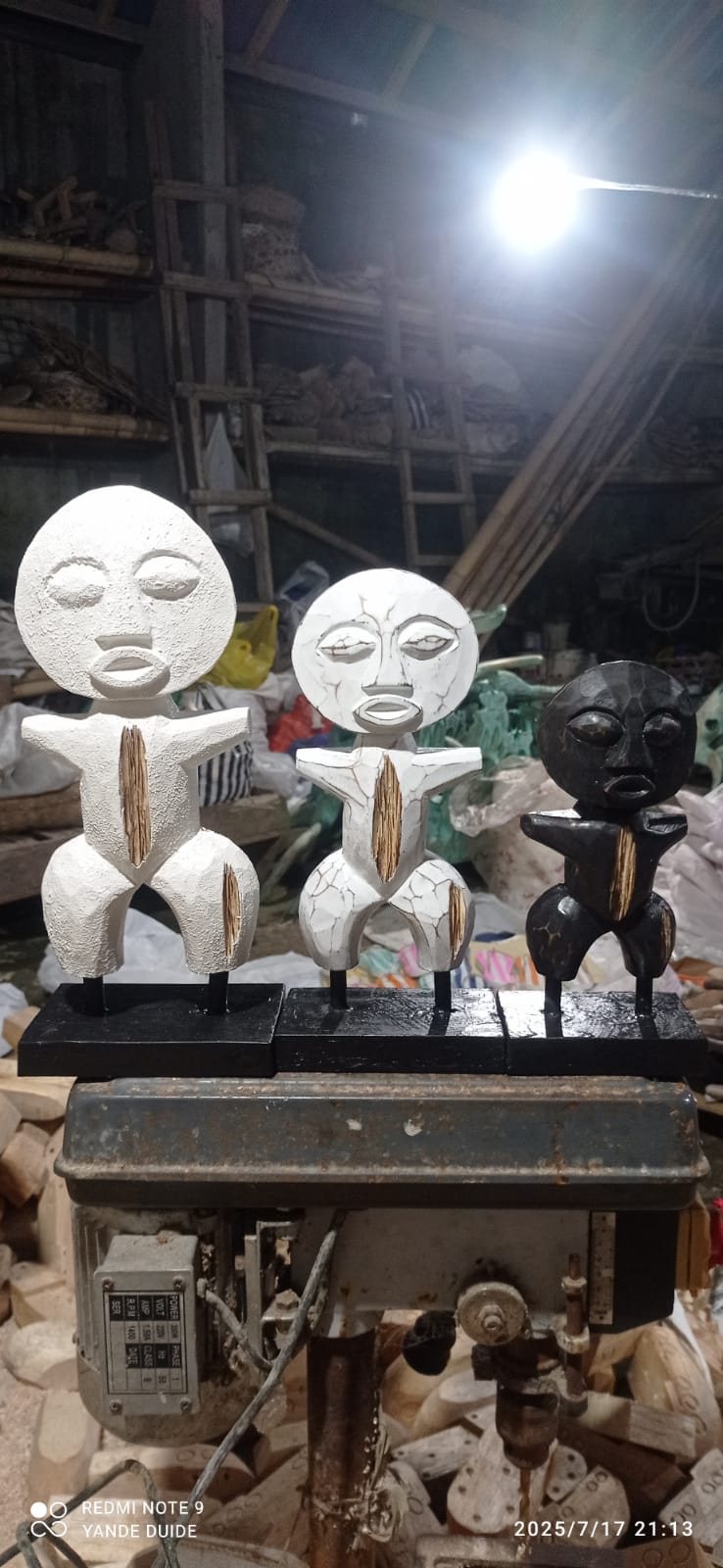 Statue Grandong blanc brut M