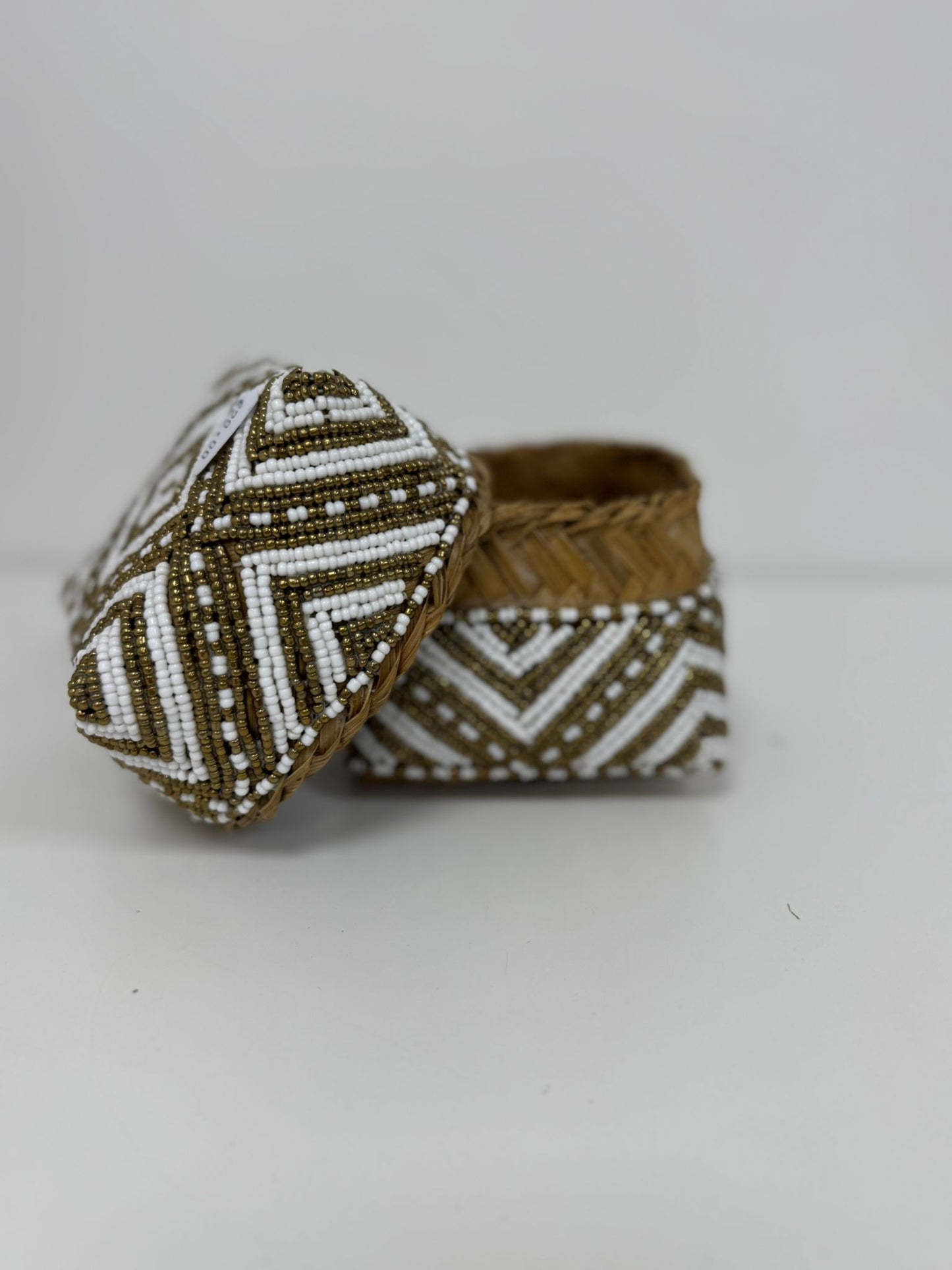Boîte perlée à compléter 3 25×25 cm M