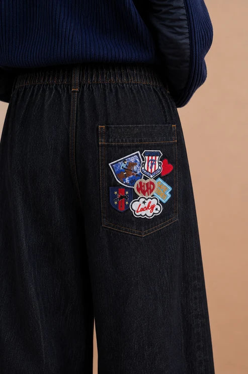 Pantalon jeans large à poche brodée Rena Denim noir