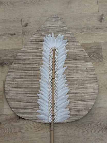 Tige décorative géante feuille raphia plumes & coquillages – 210 cm TU