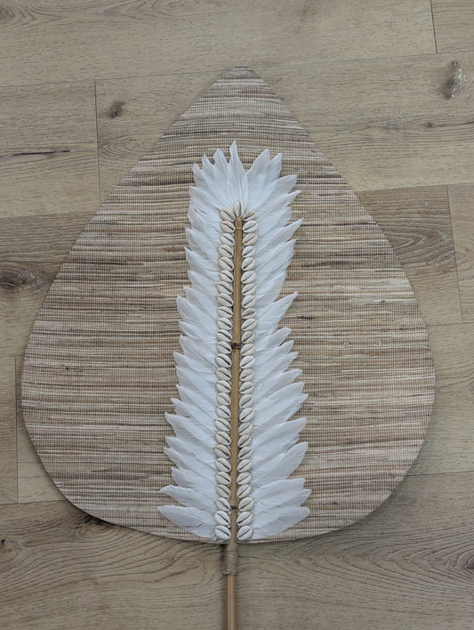 Tige décorative géante feuille raphia plumes & coquillages – 210 cm TU